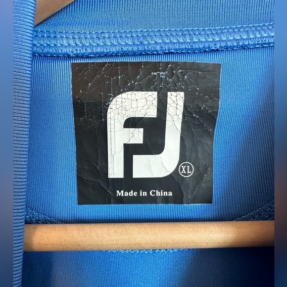 SOLD- FootJoy Mens Thermal Base Layer Size XL Long Sleeve TeeShirt With MockNeck - Picture 3 of 5